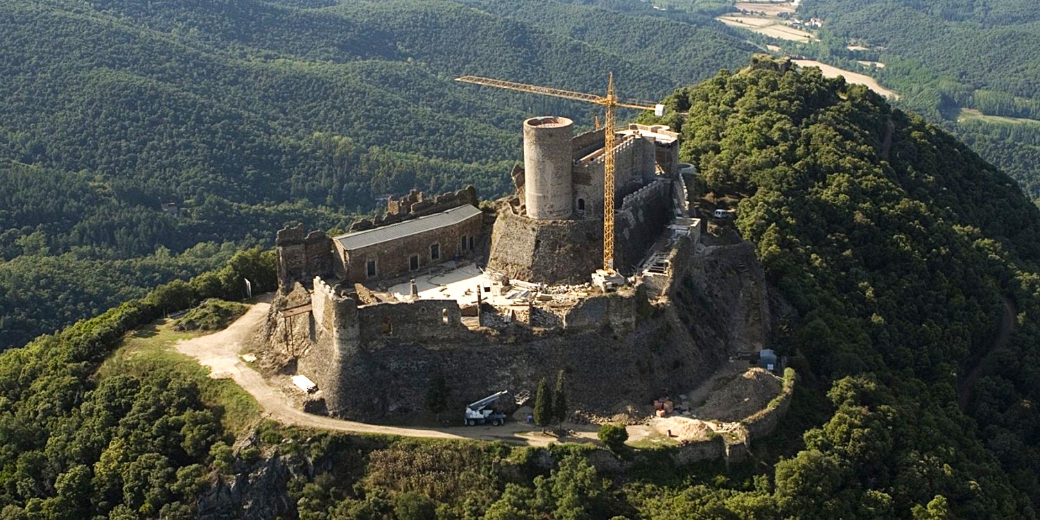 guia turistica castell montsoriu girona fortalesa medieval