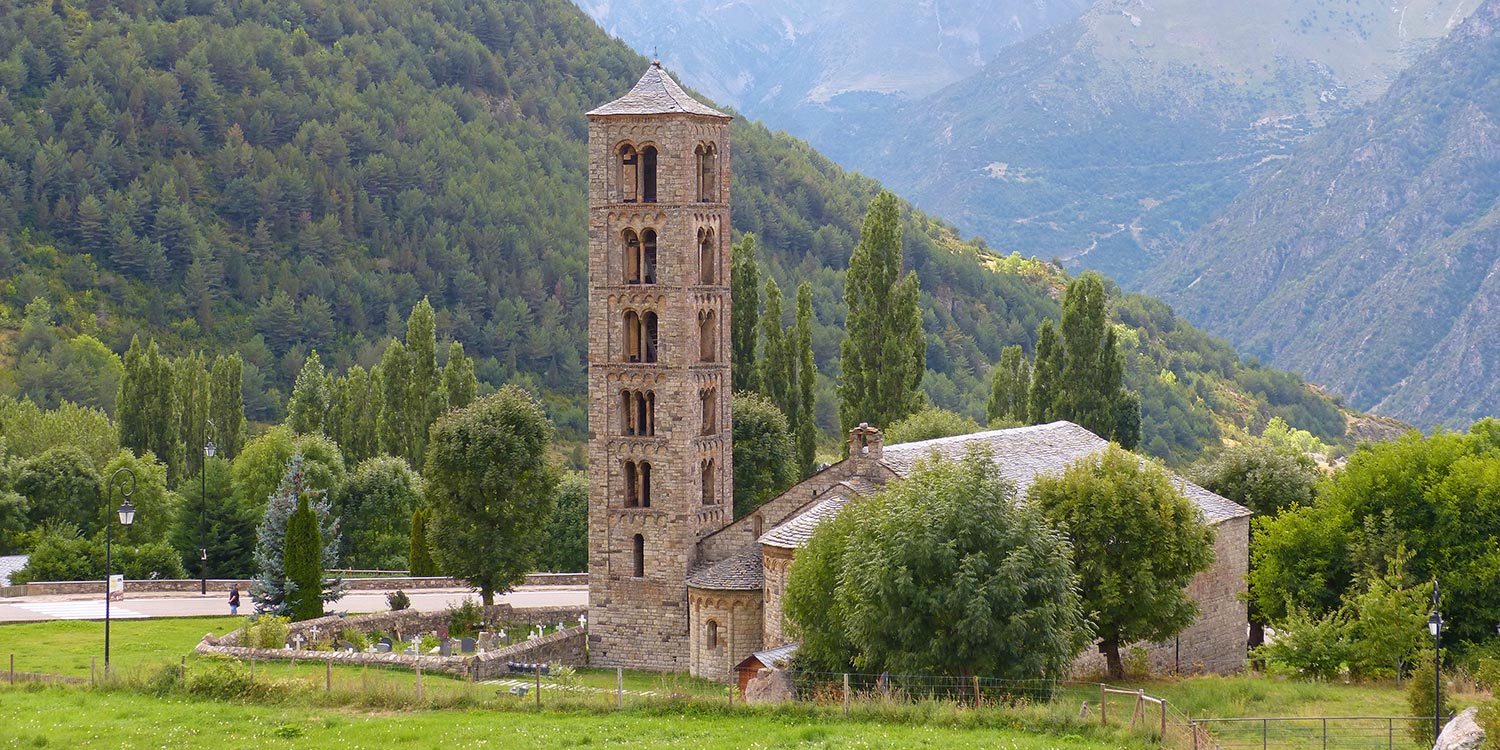 Iglesia romanica San Clemente Tahull Pirineos turismo