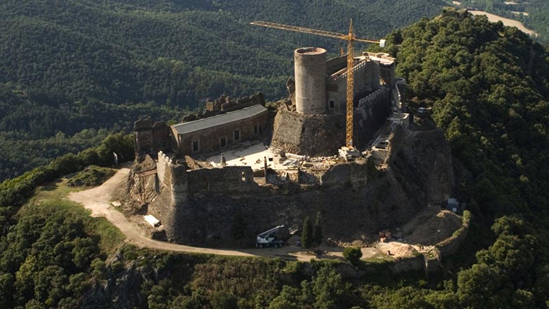 descobreix l'impressionant castell de la Suda, a Lleida. Castell de la Suda Lleida.