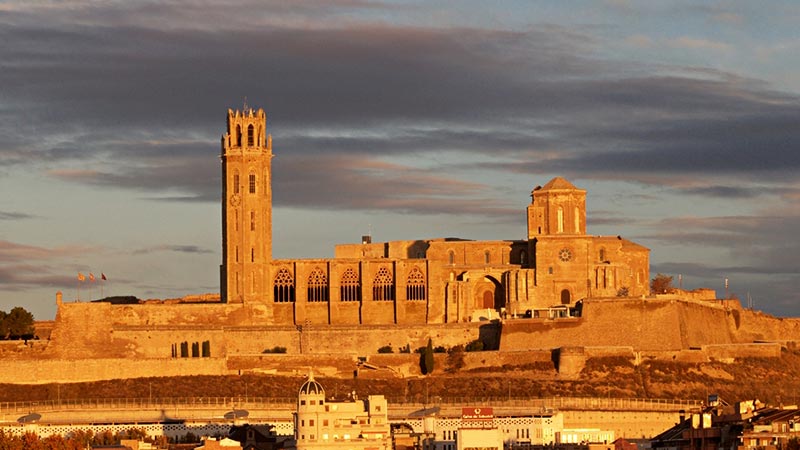  Visit the old cathedral of Lerida, consecrated to Santa Maria. The Seo of Lleida.