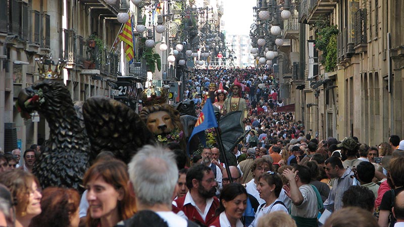  descobreix la festa de la Mercè, la festa major de Barcelona.
