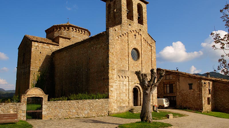  Tourist information about the Romanic church of San Jaime Frontanya, in Spain 