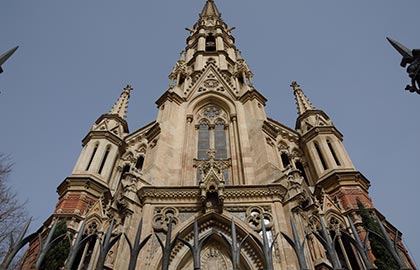  Monuments néo-gothiques de Catalogne. Église de Sant Francesc de Sales.