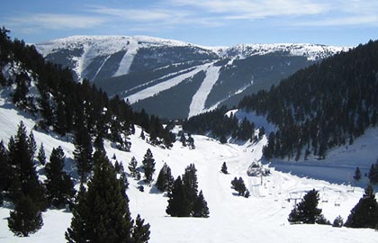  discover ski resorts Catalunya Tourist information Port del Comte mountain station 